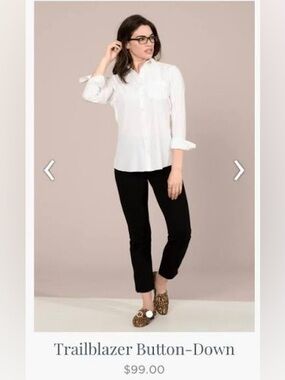 NWOT! Fan Favorite Stretchy TRAILBLAZER Classic Button Down White Shirt